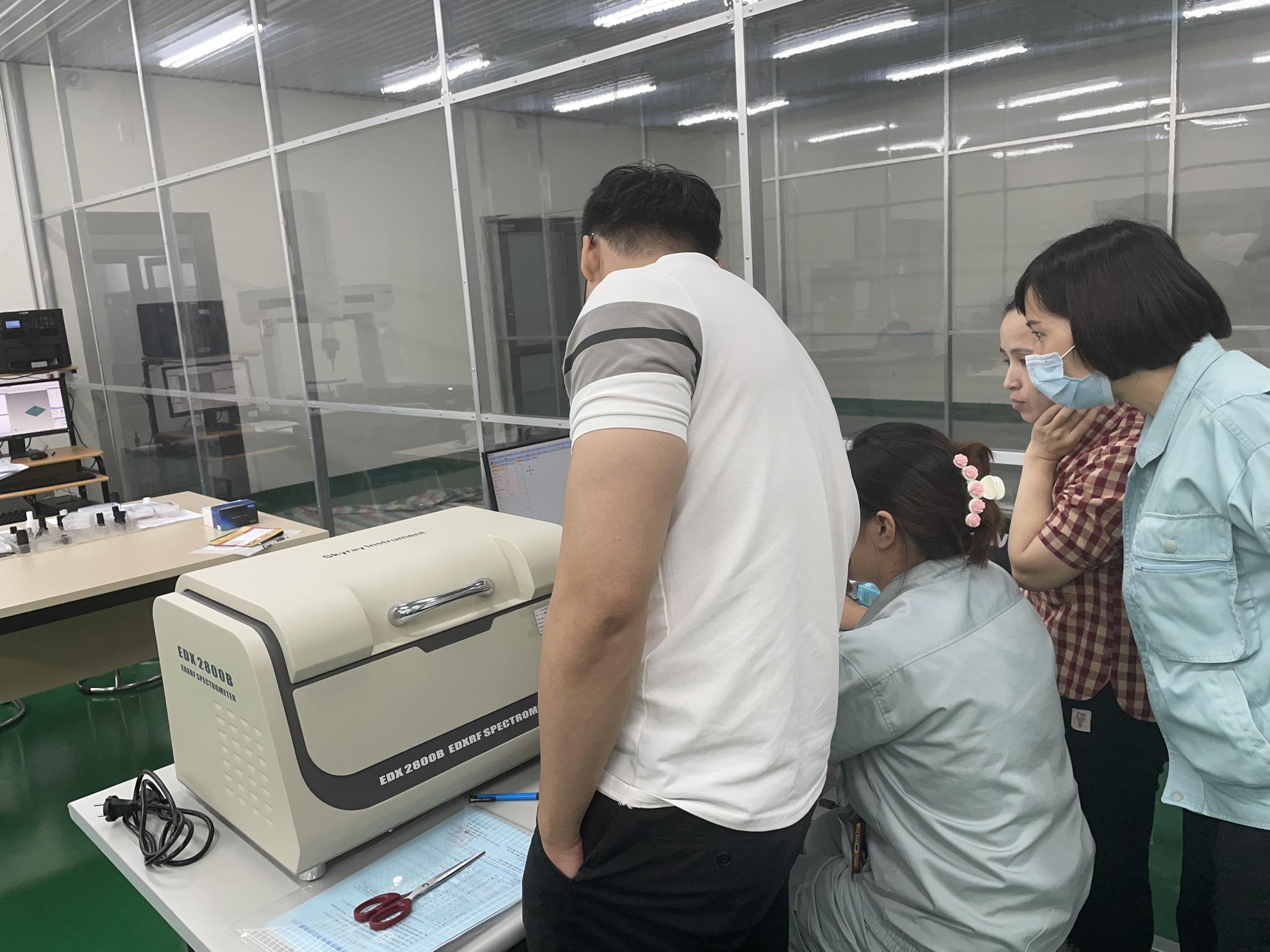 Chuyển giao công nghệ đo chuẩn ROHS tại Moritex Việt Nam