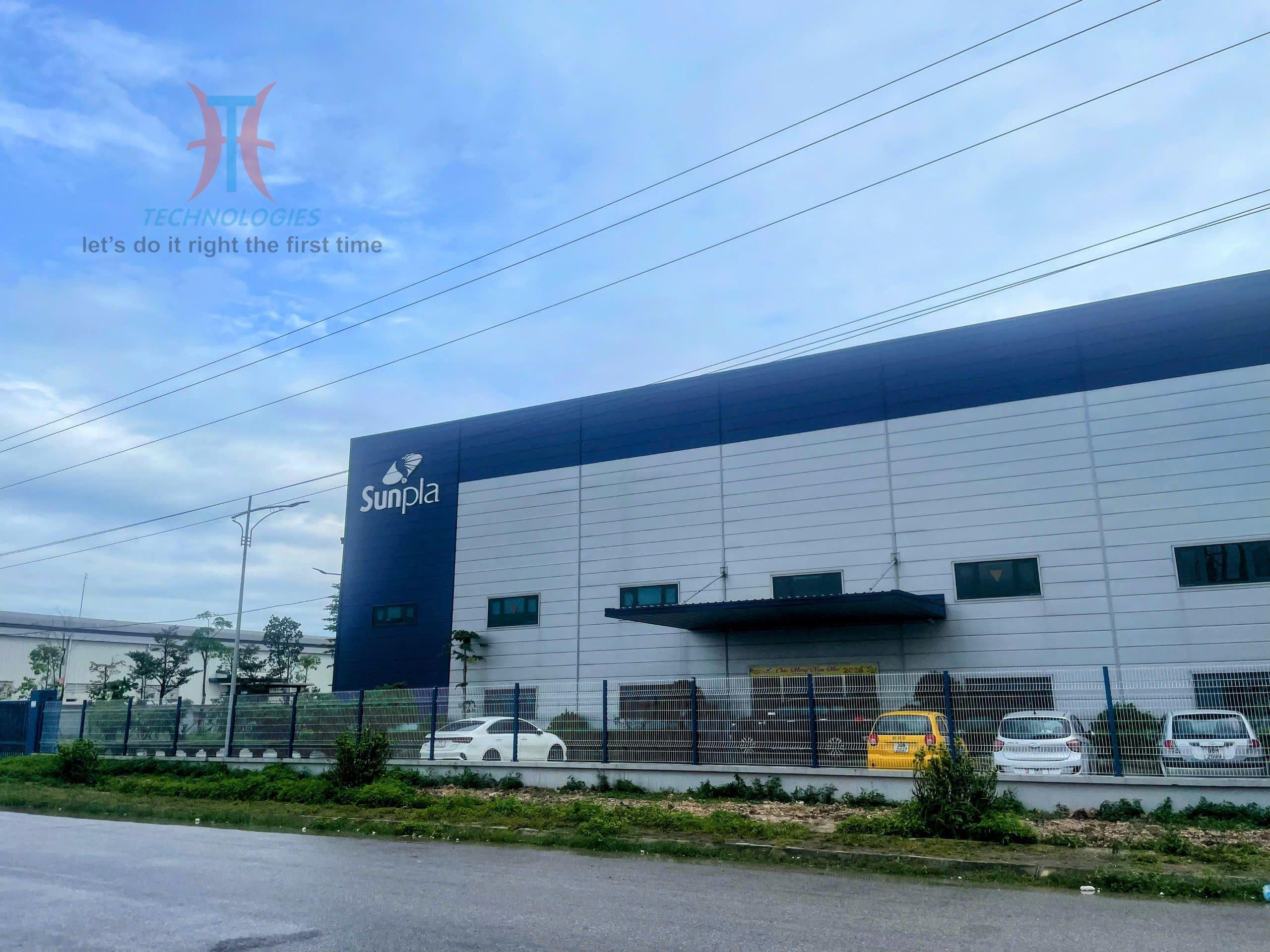 BÀN GIAO VÀ HƯỚNG DẪN LẮP ĐẶT MÁY ĐO CHUẨN ROHS, MODEL: EDX1800E TẠI CÔNG TY CP SUNPLA